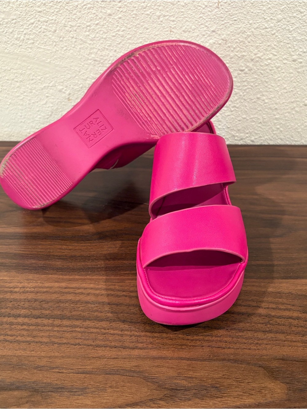 Naturalizer Hot Pink Double-Strap Slide Sandals
